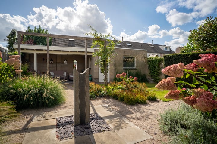 Foto 49 van De Schelf 12