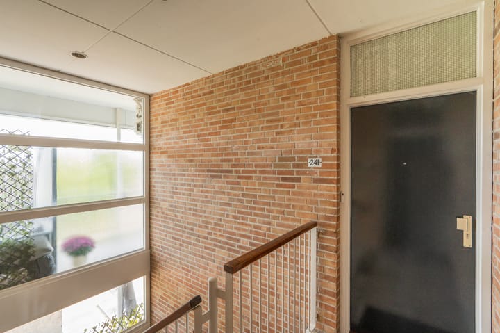 Photo 13 of Molenstraat 241