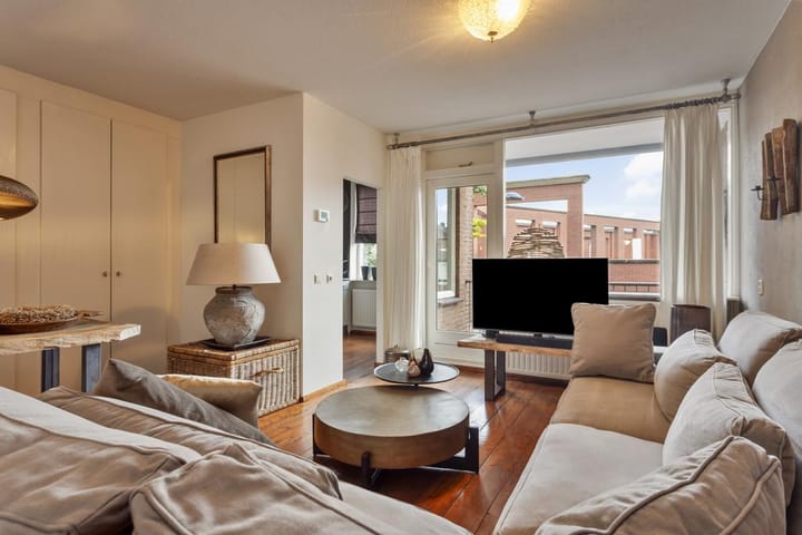 Photo 6 of Corridor 55