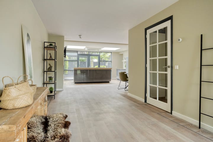 Foto 6 van Toon Hermansplein 11