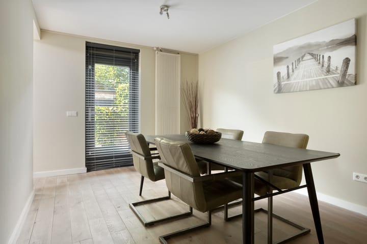 Foto 10 van Toon Hermansplein 11