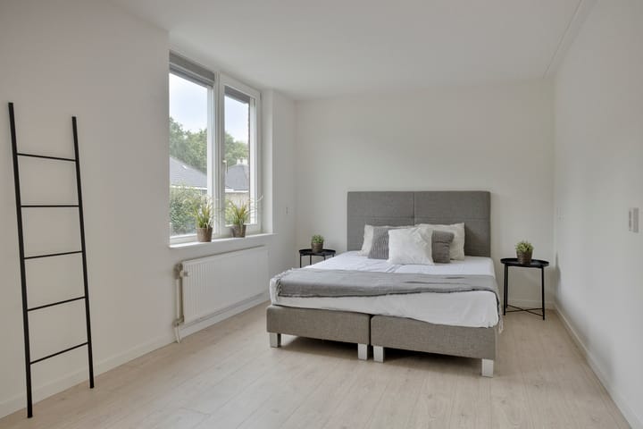 Foto 12 van Toon Hermansplein 11