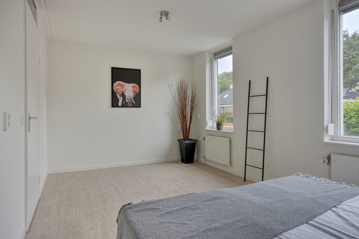 Foto 13 van Toon Hermansplein 11