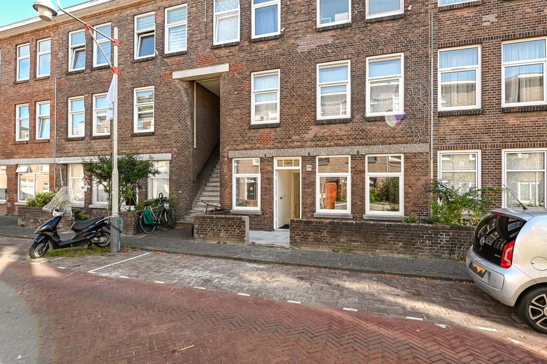 Foto 2 van Larensestraat 94