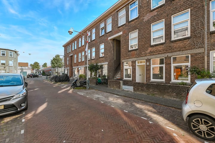 Foto 3 van Larensestraat 94