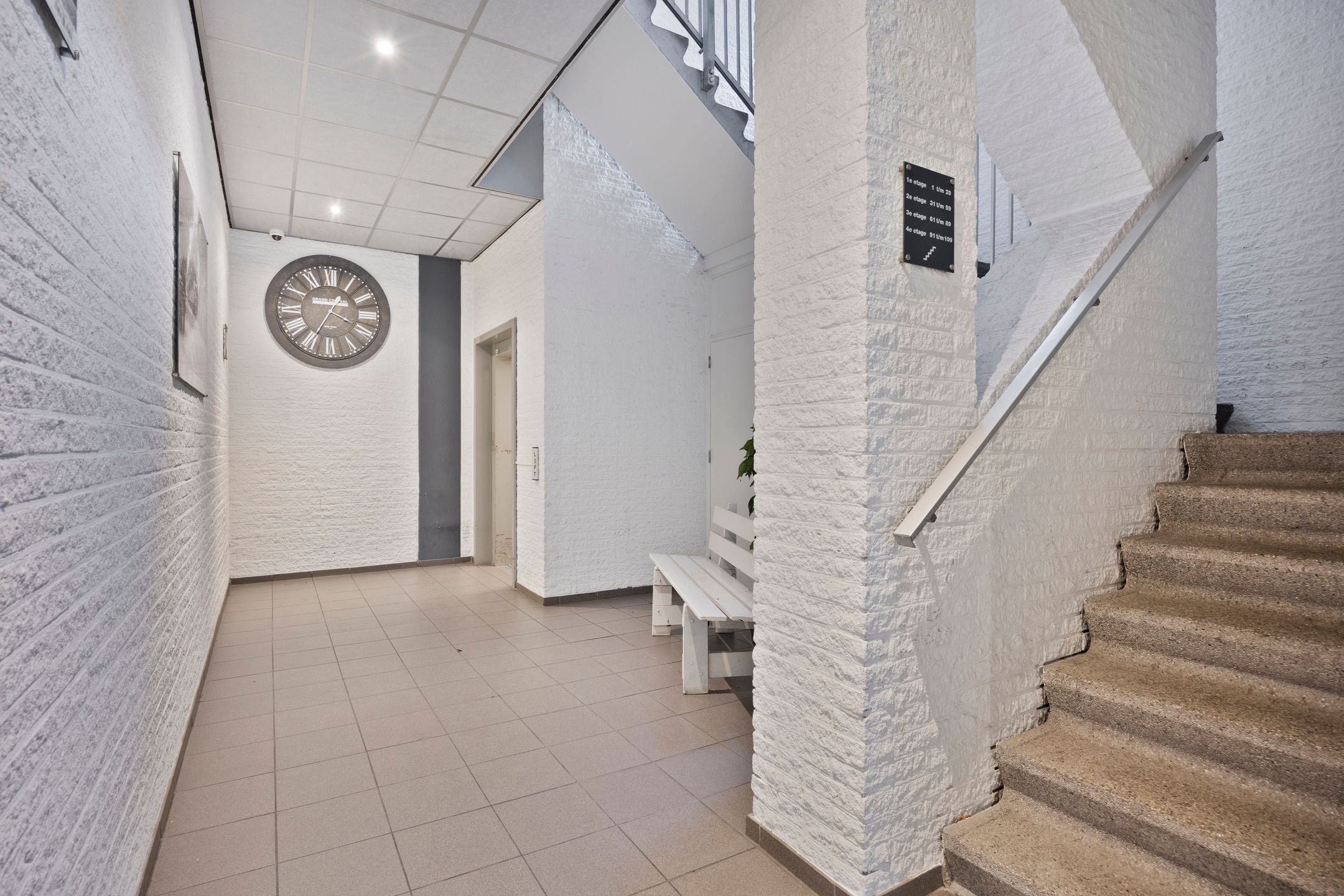 Photo 24 of Raadhuisstraat 5