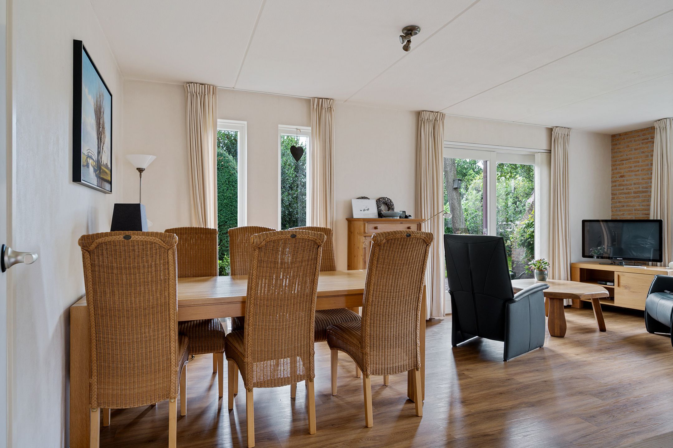 Foto 6 van Helmholtstraat 10