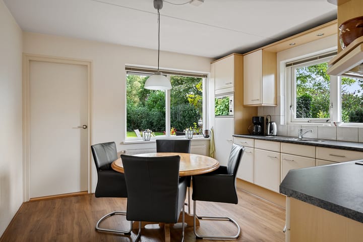 Foto 10 van Helmholtstraat 10