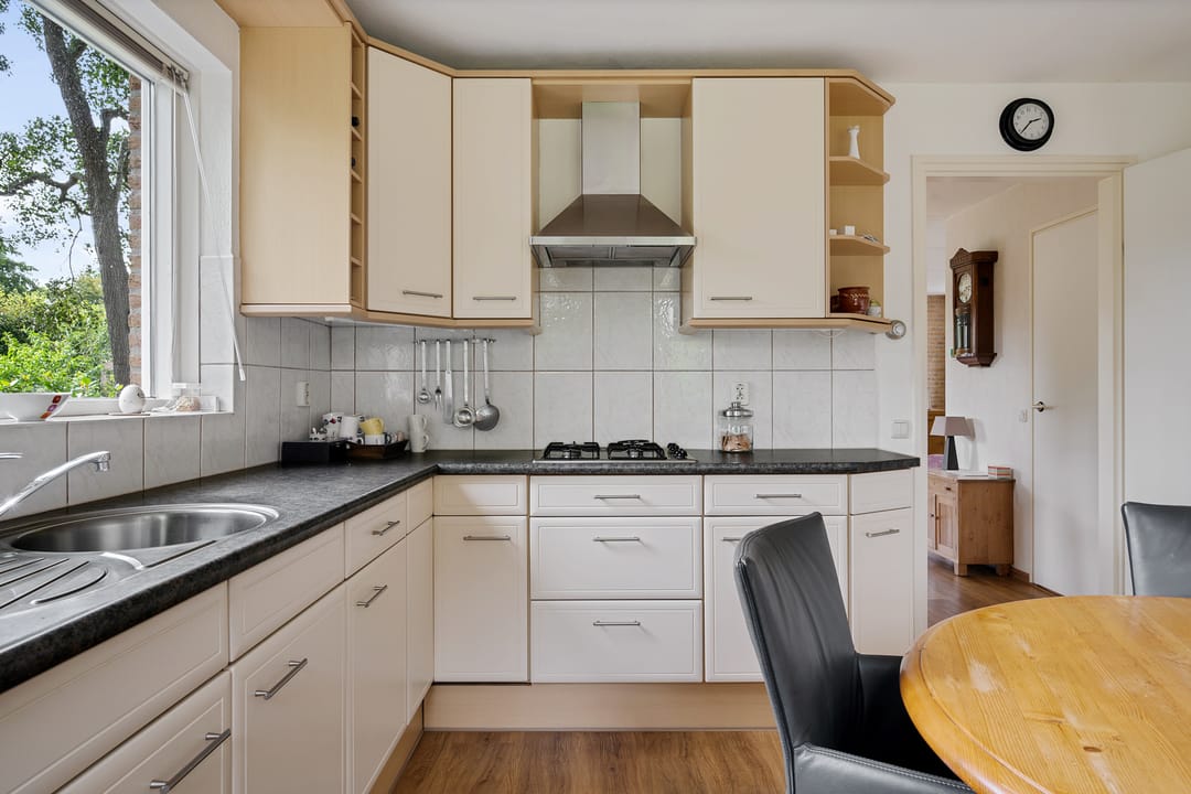 Foto 13 van Helmholtstraat 10