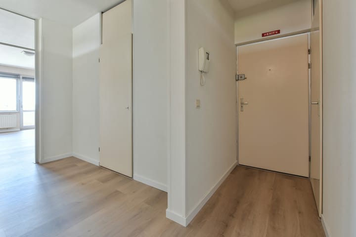 Foto 7 van Madelief 83