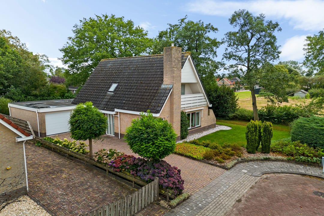 Foto 38 van Helmholtstraat 10