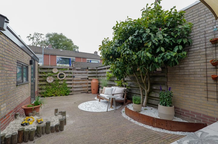 Foto 35 van Rozenlaan 35