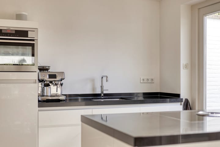 Foto 8 van Athoslaan 73