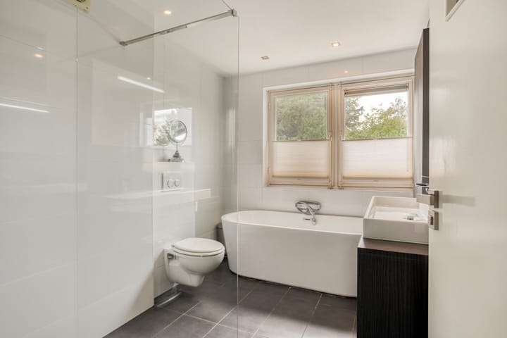 Foto 19 van Athoslaan 73