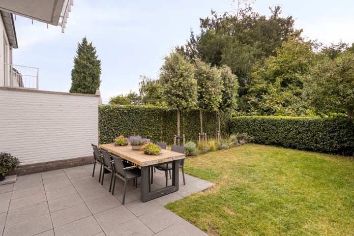 Foto 25 van Athoslaan 73