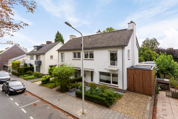 Foto 26 van Athoslaan 73