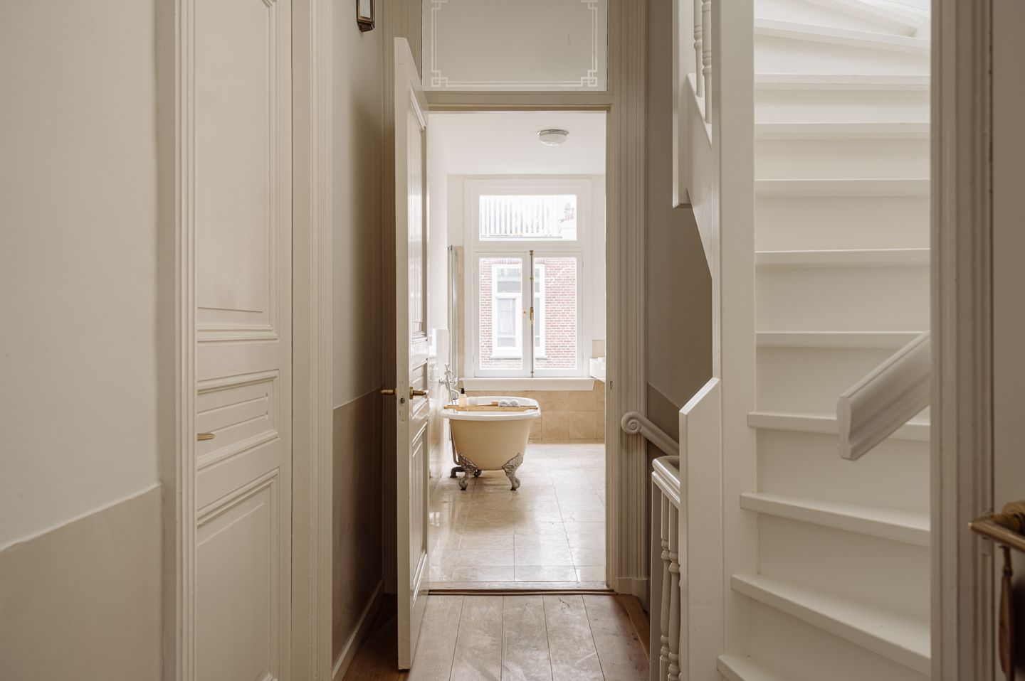 Foto 25 van Nicolaas Maesstraat 87-2