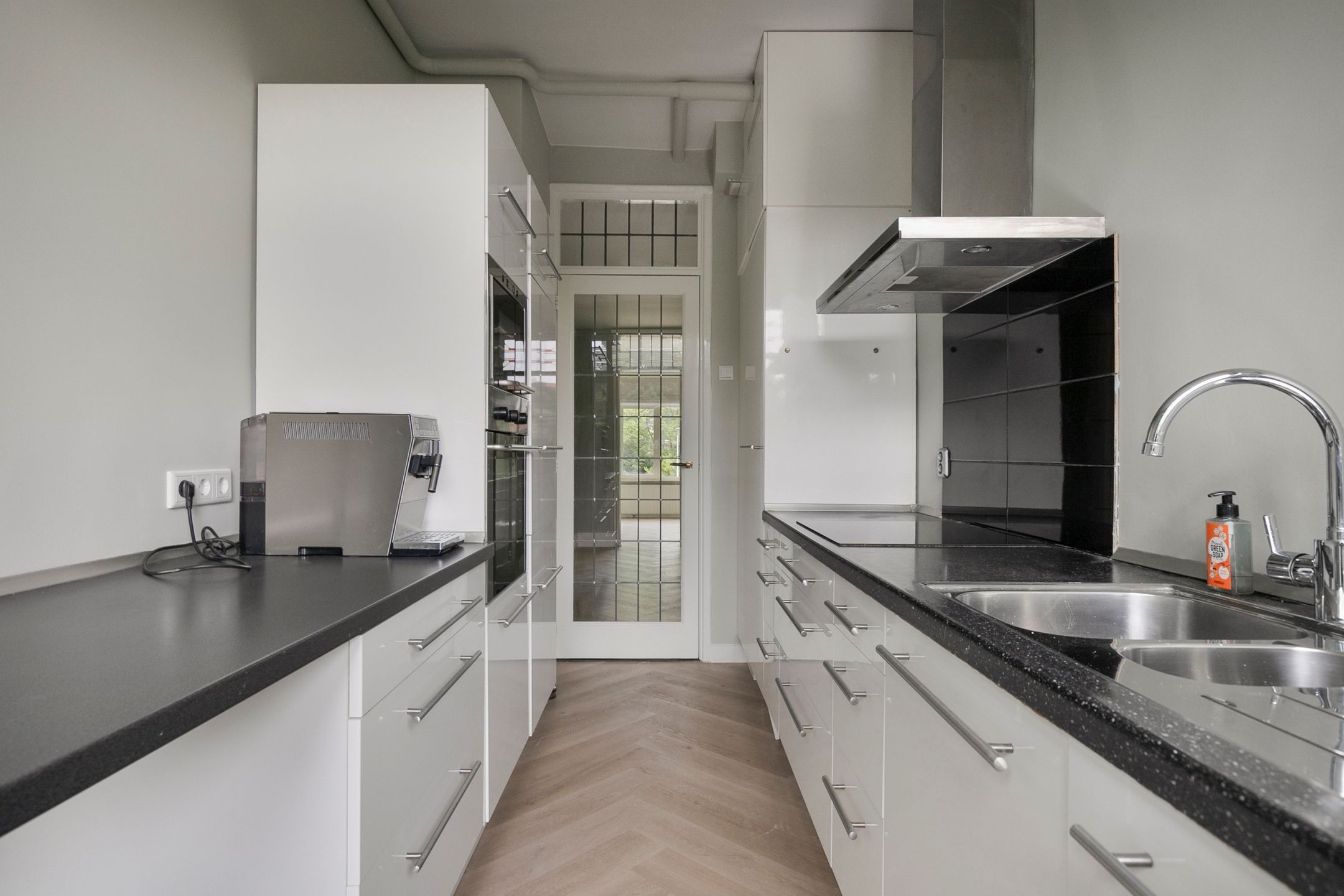 Foto 6 van Laan van Meerdervoort 970