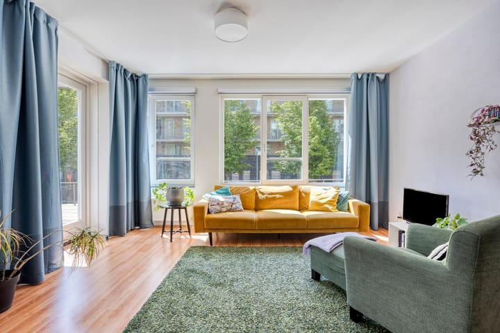 Photo 1 of Derkinderenstraat 138