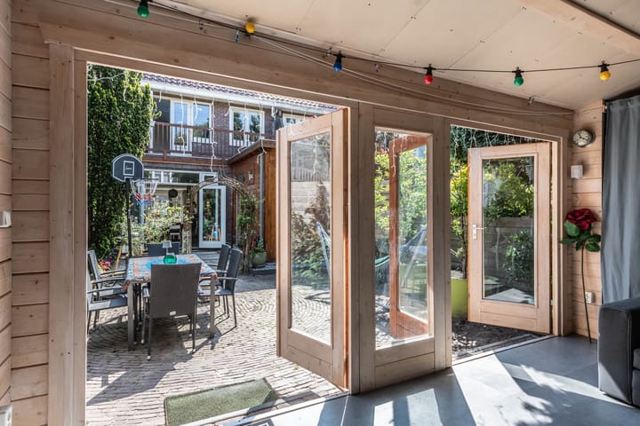 Photo 20 of Welgelegenstraat 17