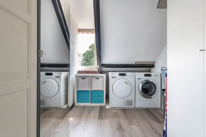 Photo 35 of Welgelegenstraat 17