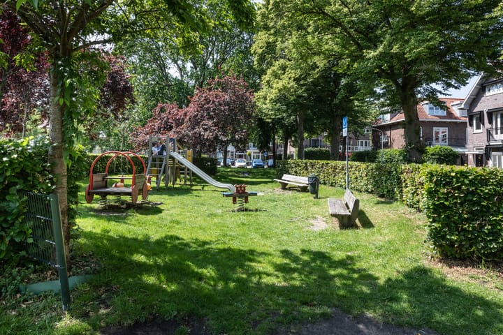 Photo 36 of Welgelegenstraat 17