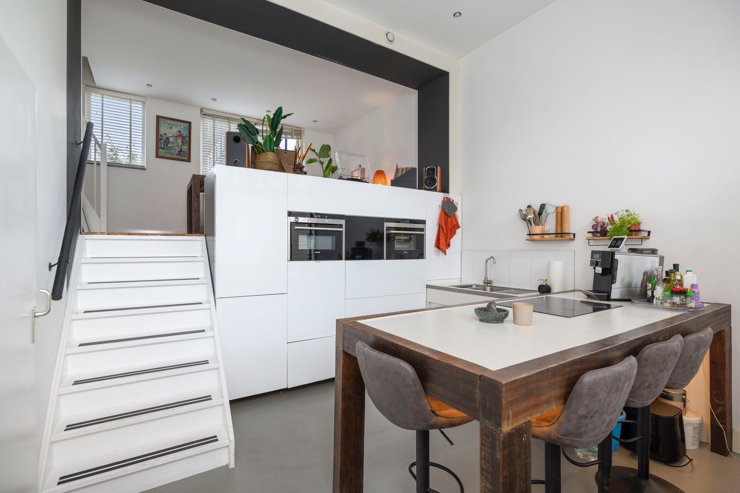 Foto 1 van Bergpoortstraat 9