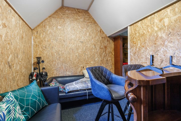 Foto 32 van Van Akenwei 25