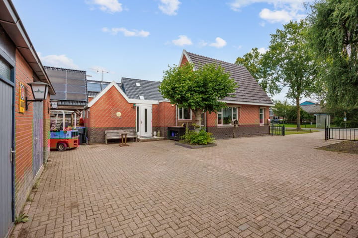 Foto 44 van Van Akenwei 25