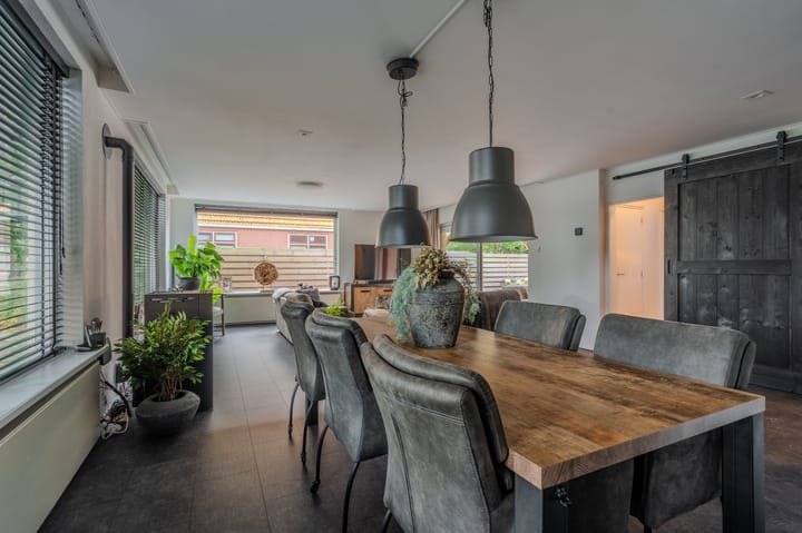 Foto 24 van Hoofdweg 285