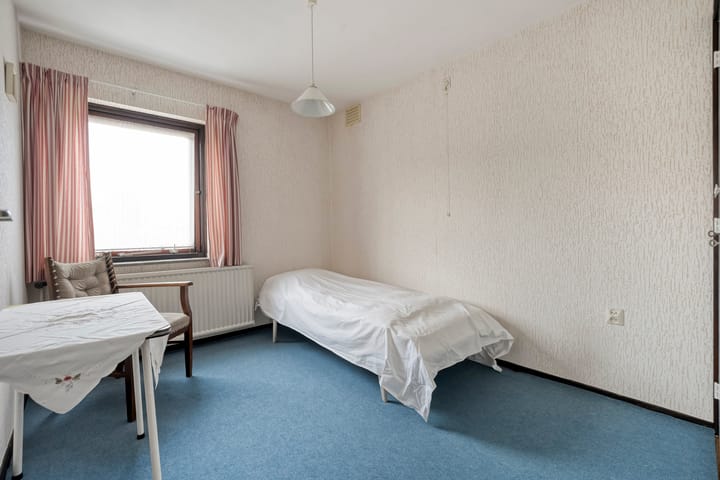 Photo 16 of Richter Bosstraat 12