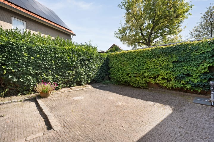 Photo 21 of Richter Bosstraat 12