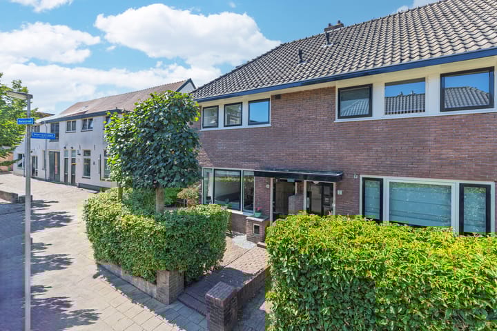 Photo 4 of Mariastraat 9