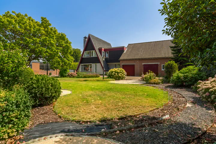 Photo 7 of Oostbuurtseweg 42