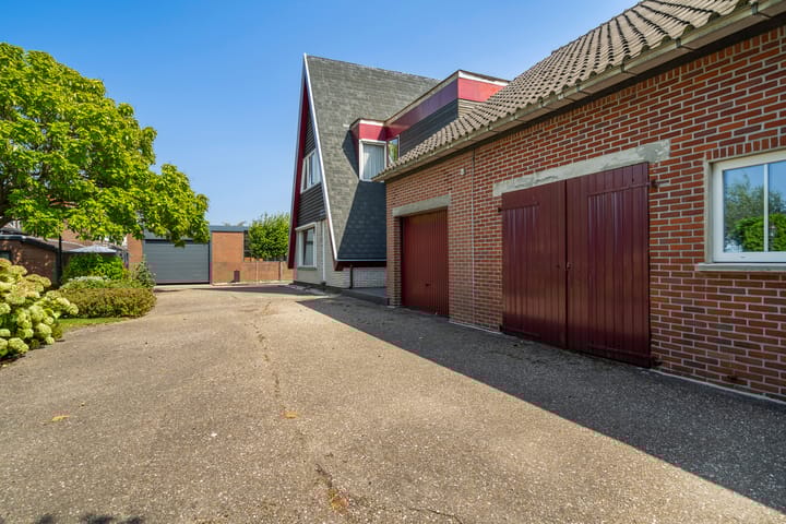 Photo 12 of Oostbuurtseweg 42