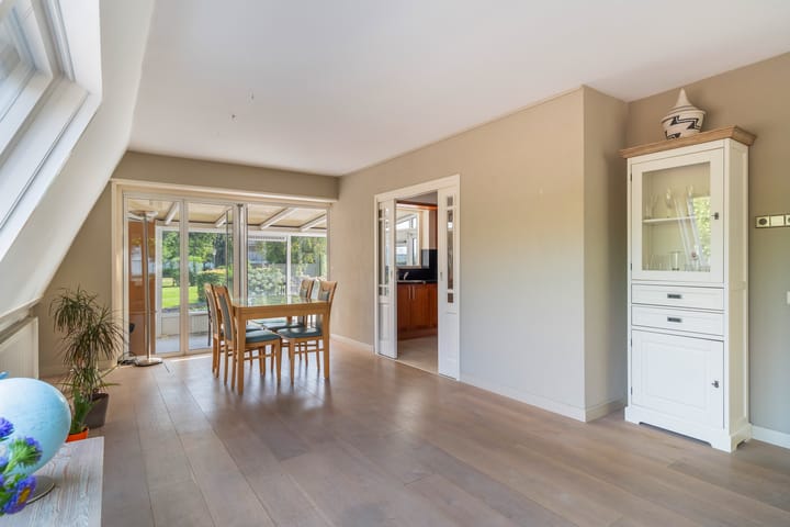 Photo 24 of Oostbuurtseweg 42