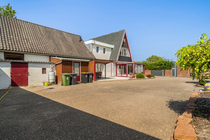 Photo 65 of Oostbuurtseweg 42