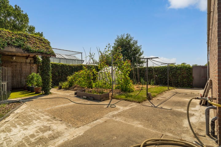 Photo 78 of Oostbuurtseweg 42