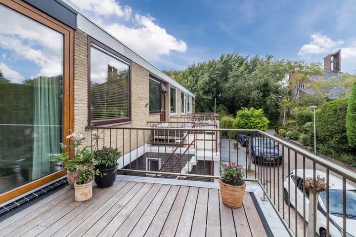 Foto 23 van Sperwerlaan 4