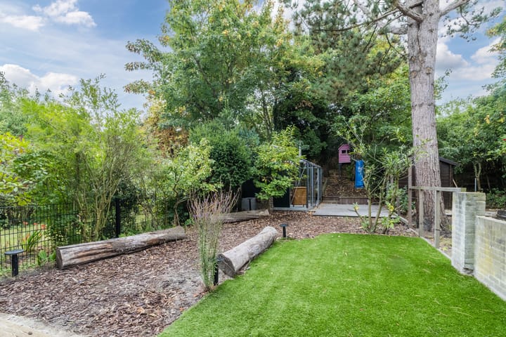 Foto 45 van Sperwerlaan 4