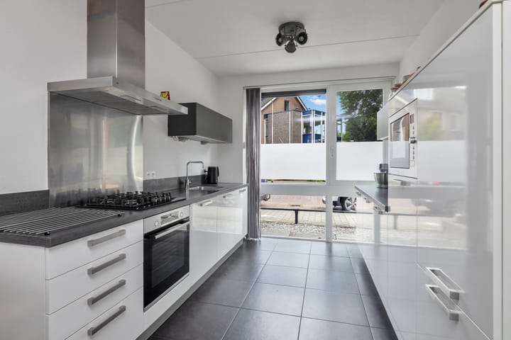 Photo 10 of Van Hoornestraat 5-D