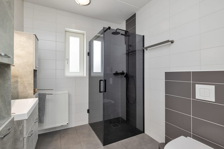 Photo 18 of Van Hoornestraat 5-D