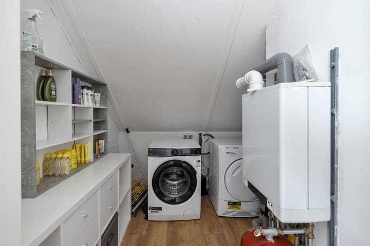 Photo 23 of Van Hoornestraat 5-D