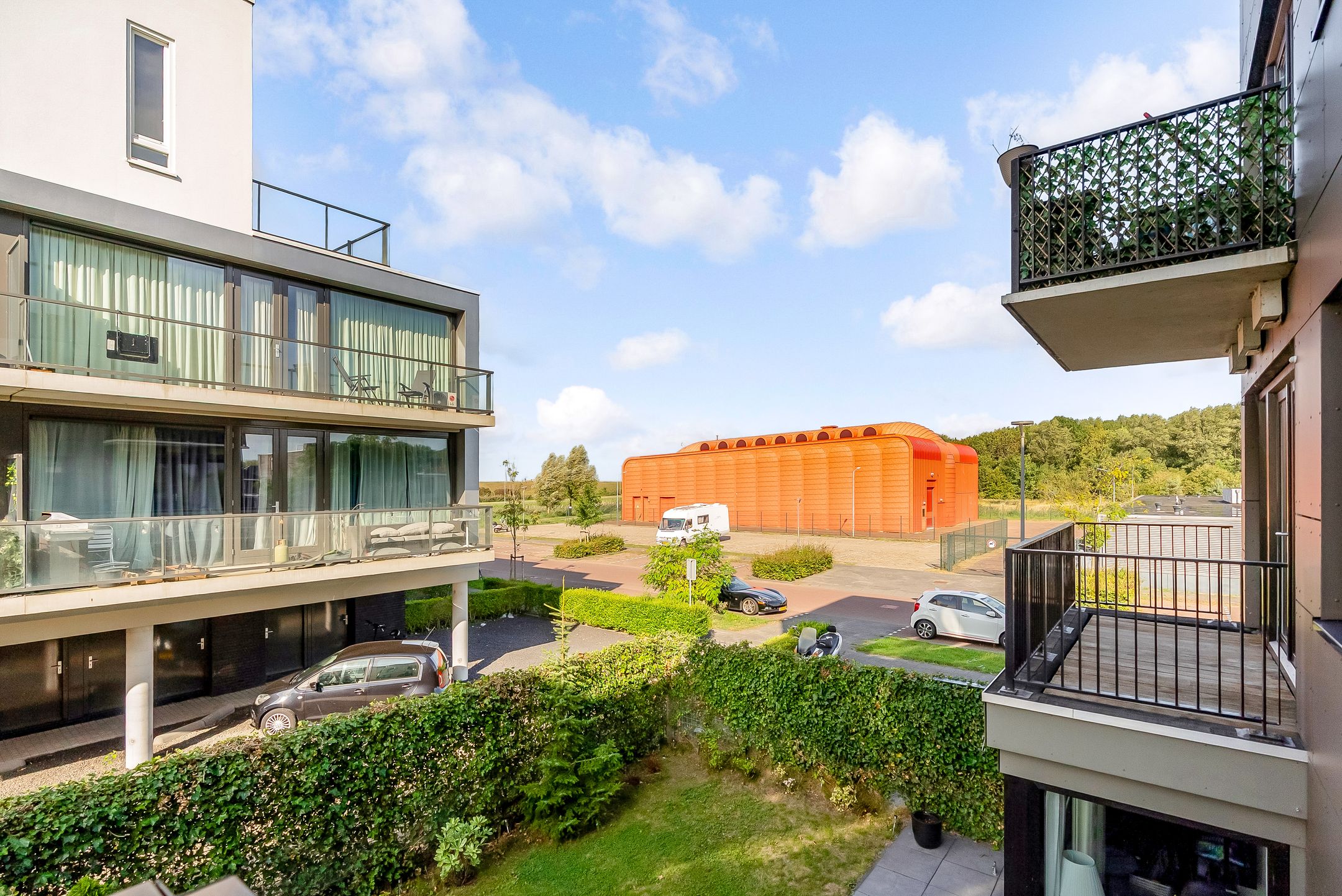 Photo 3 of Olivier van Noortstraat 4-H