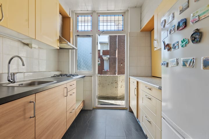 Photo 16 of Harderwijkstraat 151