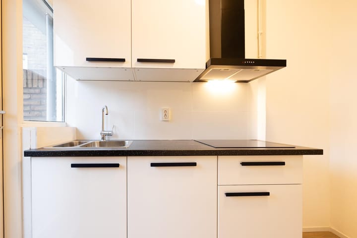 Foto 8 van Leeuwenstraat 5-C