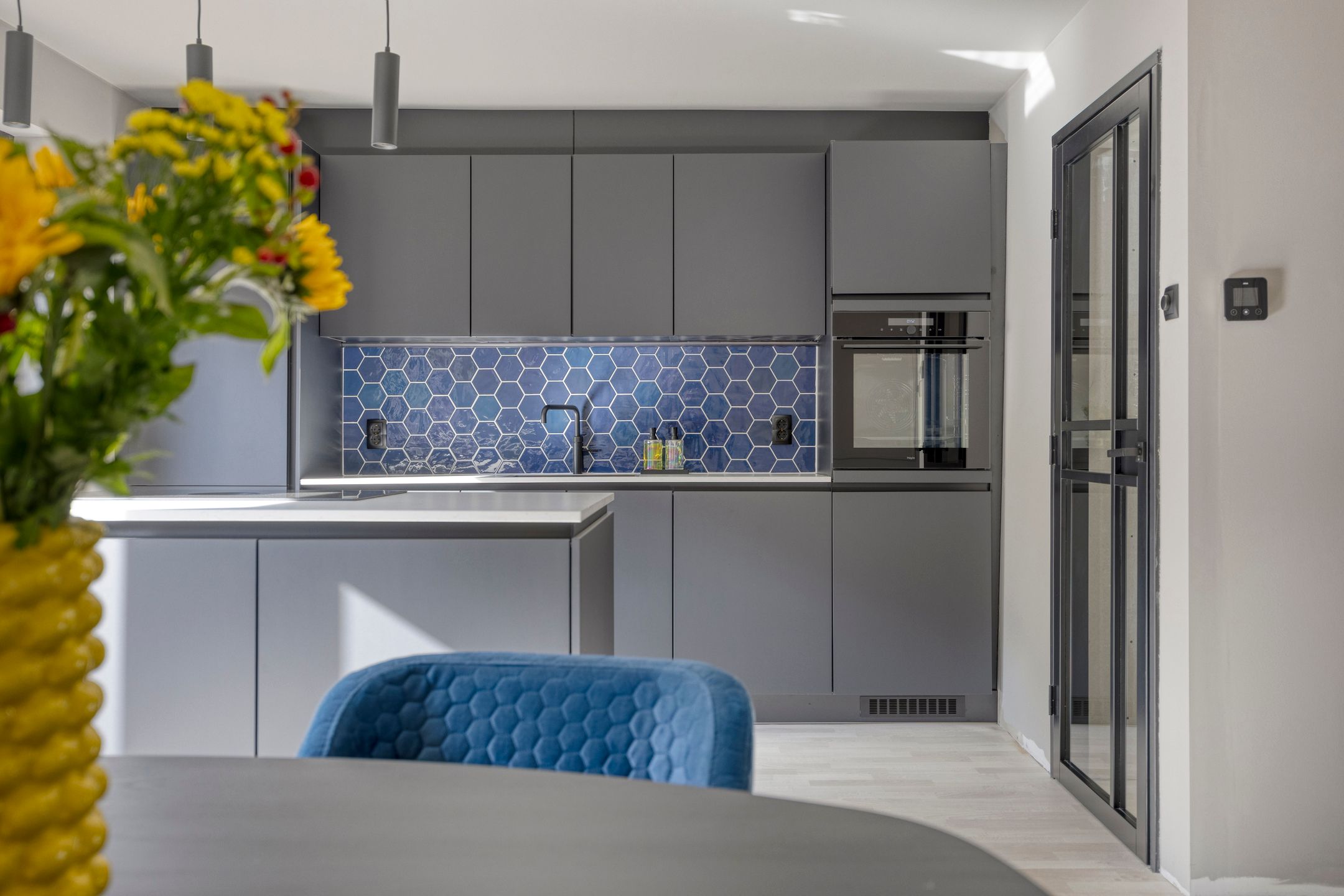 Foto 3 van Troubadourplein 18