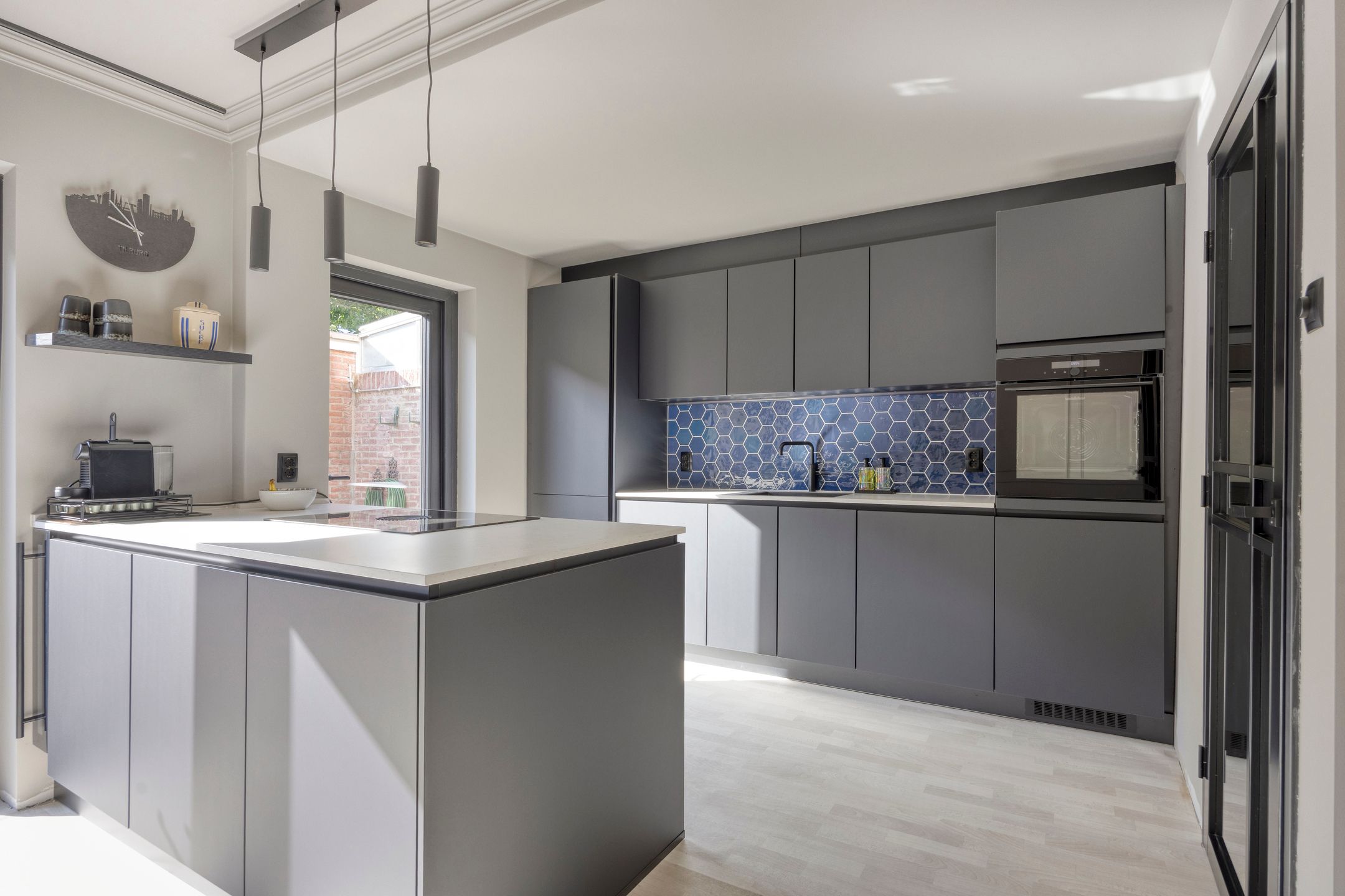 Foto 9 van Troubadourplein 18