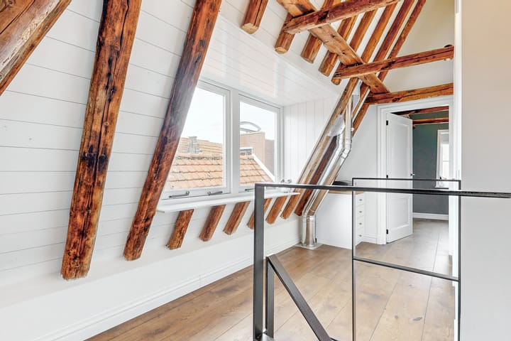 Photo 35 of Kruisstraat 7