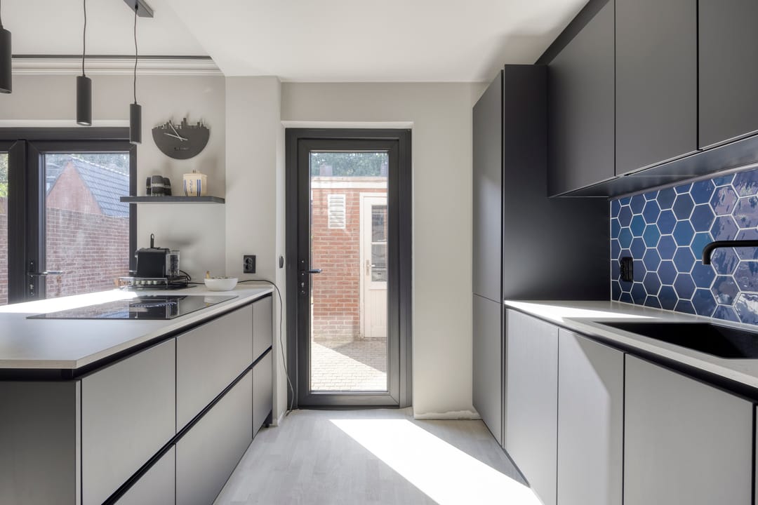 Foto 11 van Troubadourplein 18